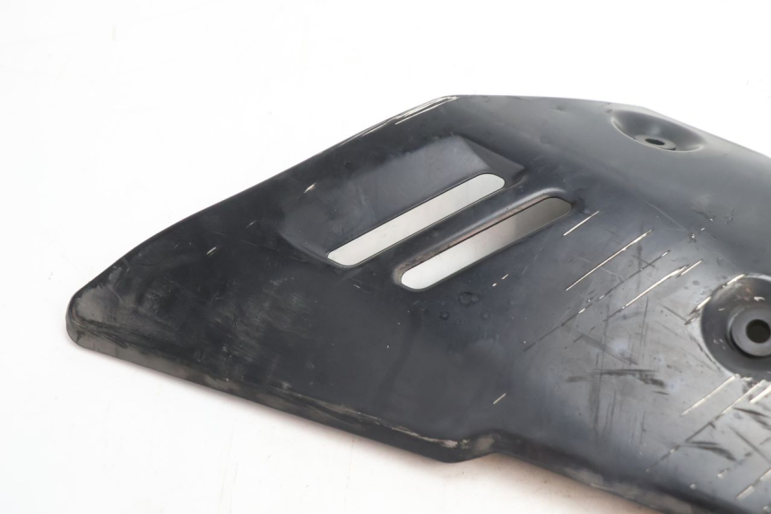 photo de RIGHT BELLY PANEL SUZUKI GSR 600 (2005 - 2012) - Component detail