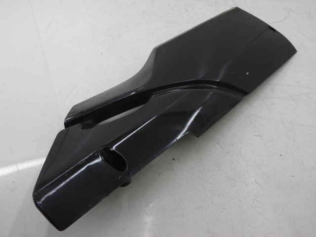 photo de RIGHT BELLY PANEL HONDA FES PANTHEON 125 (2003 - 2007) - Main view