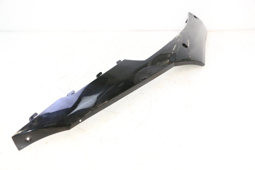 photo de RIGHT BELLY PANEL RIDE JUMP 2T 50 (2012 - 2017) - Alternative perspective
