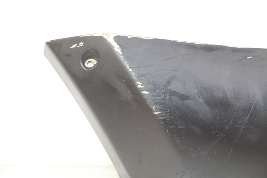 photo de RIGHT LOWER SIDE PANEL PEUGEOT KISBEE 4T 50 (2010 - 2017) - Zoom on usage condition