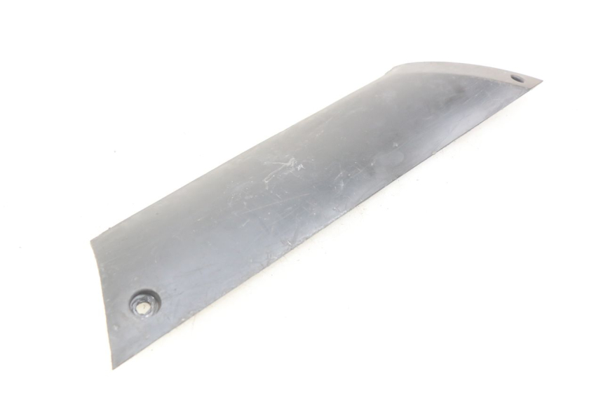 photo de RIGHT LOWER SIDE PANEL PEUGEOT KISBEE 4T 50 (2010 - 2017) - Zoom on usage condition