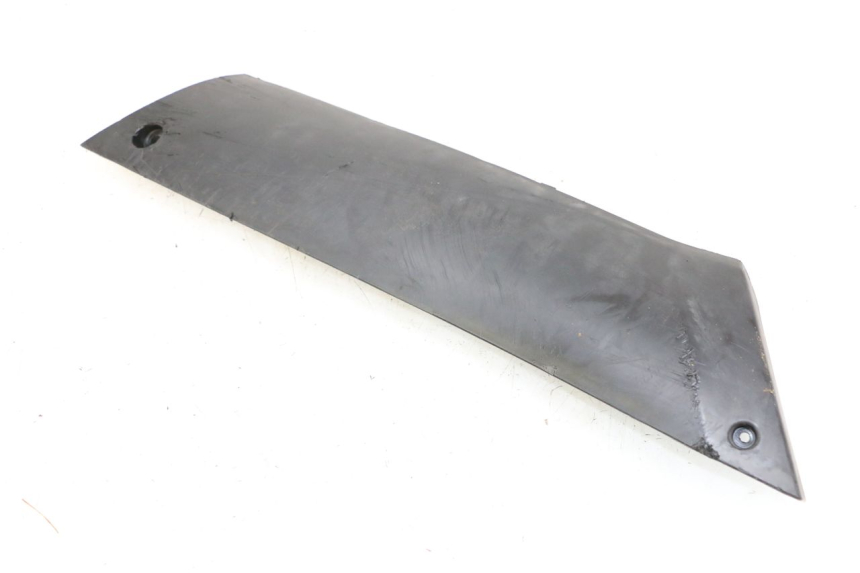 photo de RIGHT LOWER SIDE PANEL PEUGEOT KISBEE 4T 50 (2018 - 2022) - Zoom on usage condition