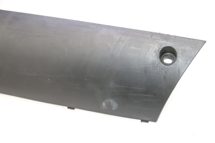 photo de RIGHT BELLY PANEL PEUGEOT KISBEE 4T 50 (2023 - 2026) - Product overview