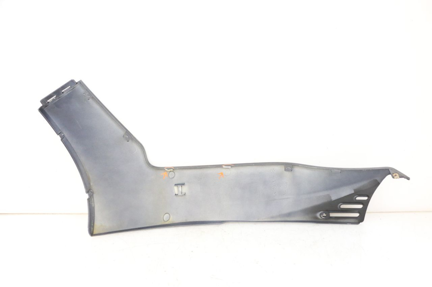 photo de RIGHT BELLY PANEL KYMCO XCITING 500 (2007 - 2010) - High-resolution close-up