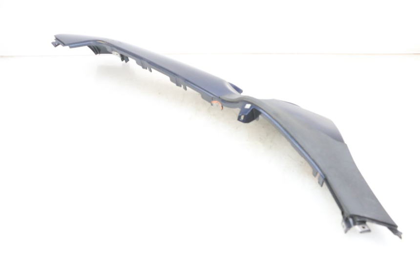 photo de RIGHT BELLY PANEL PIAGGIO MP3 RL 250 (2006 - 2010) - Surface and material condition