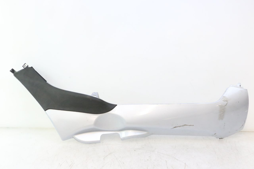 photo de RIGHT LOWER SIDE PANEL PIAGGIO MP3 125 (2006 - 2014) - Main view