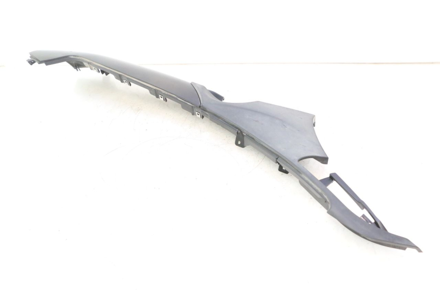 photo de RIGHT BELLY PANEL PIAGGIO MP3 500 (2016 - 2018) - Surface and material condition