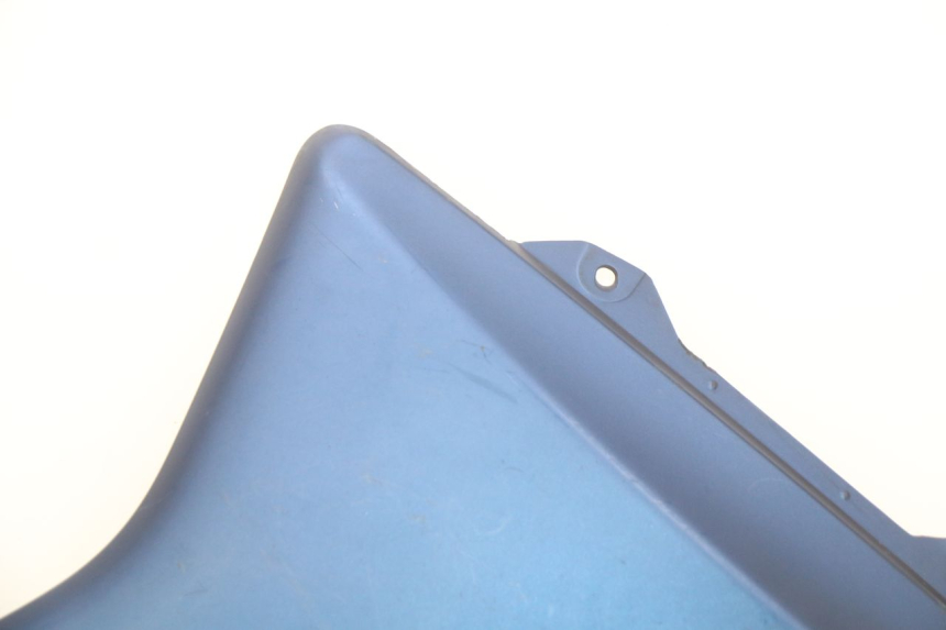 photo de RIGHT LOWER SIDE PANEL YAMAHA N-MAX NMAX 125 (2017 - 2020) - Surface and material condition
