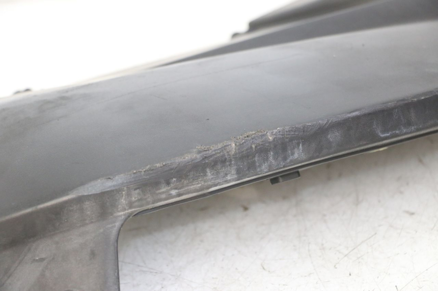 photo de RIGHT BELLY PANEL PEUGEOT SATELIS COMPRESSOR K15 125 (2006 - 2009) - Checked used part