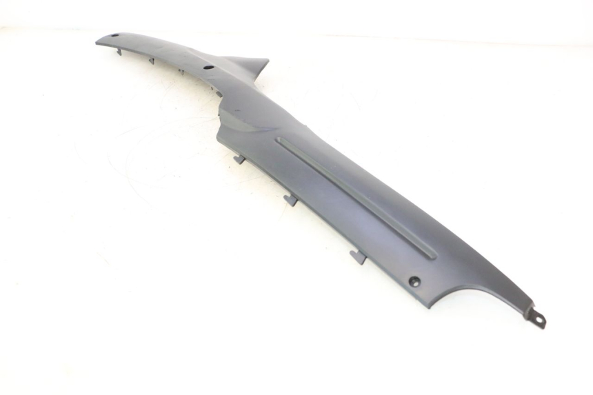 photo de RIGHT LOWER SIDE PANEL TNT MOTOR ROMA 10' 2T 50 (2011 - 2018) - Fixing points details