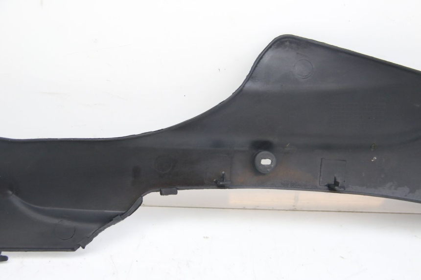photo de RIGHT LOWER SIDE PANEL TNT MOTOR ROMA 12' 2T 50 (2007 - 2018) - Surface and material condition