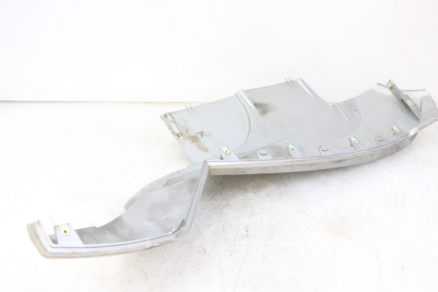 photo de RIGHT BELLY PANEL PEUGEOT SATELIS 125 (2010 - 2012) - Component detail