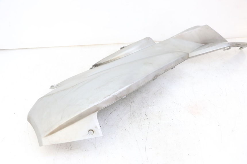 photo de RIGHT BELLY PANEL PEUGEOT SATELIS 125 (2010 - 2012) - Surface and material condition