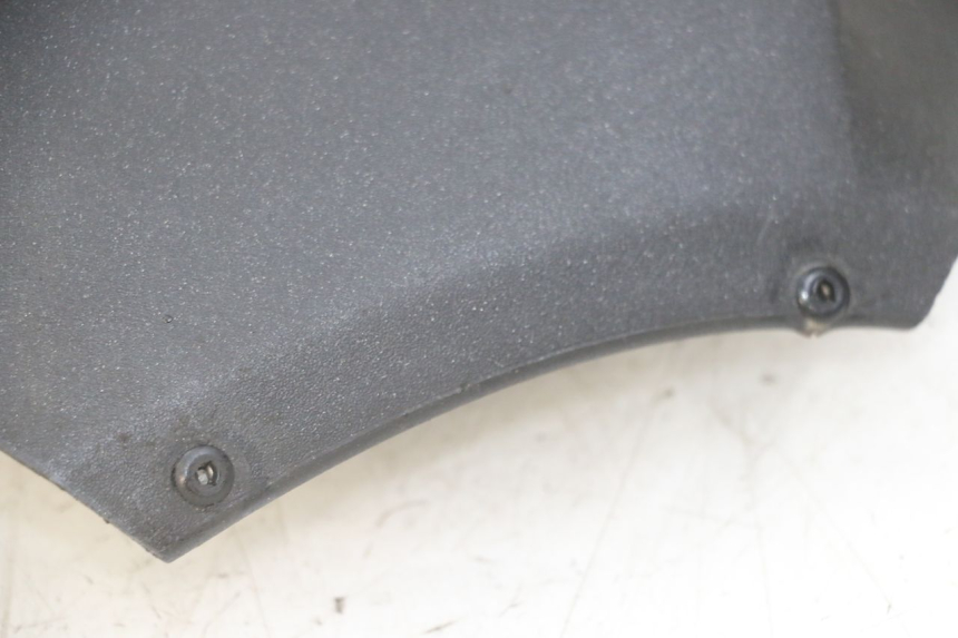 photo de RIGHT BELLY PANEL PEUGEOT SATELIS 125 (2013 - 2018) - Technical close-up