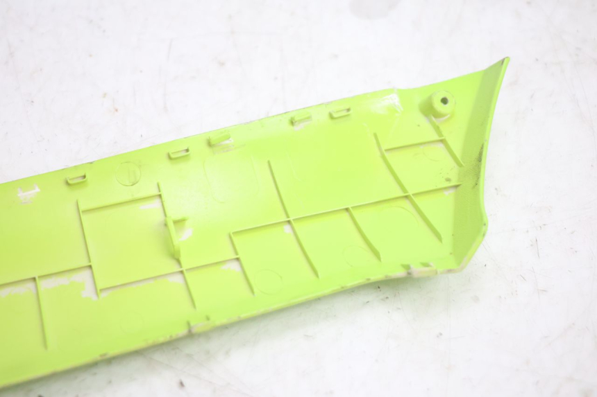 photo de RIGHT BELLY PANEL PEUGEOT STREETZONE NAKED 2T 50 (2014 - 2018) - Markings and original references
