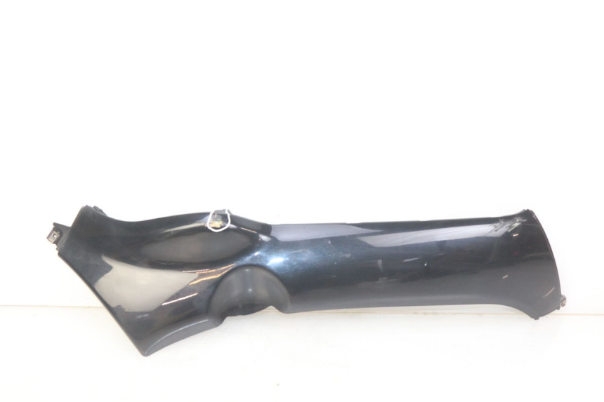 photo de RIGHT LOWER SIDE PANEL PIAGGIO X8 125 (2004 - 2007) - Main view