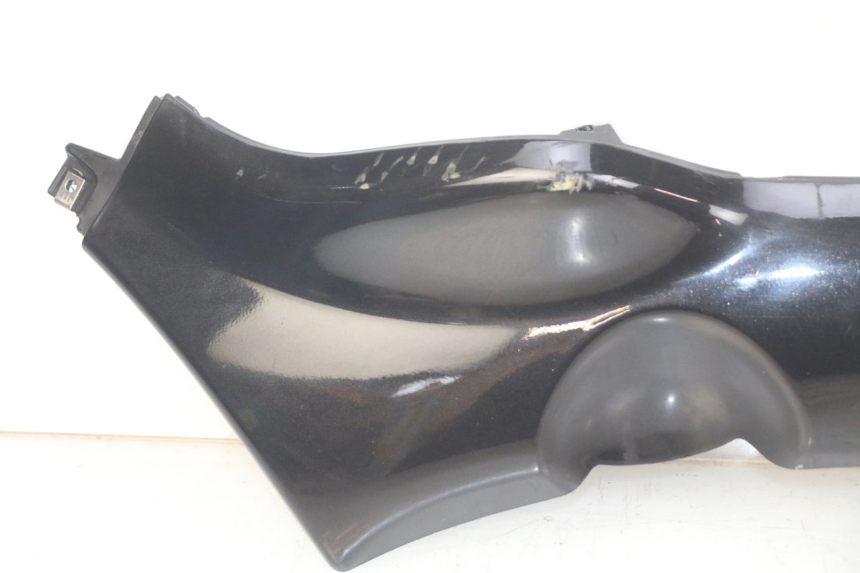 photo de RIGHT LOWER SIDE PANEL PIAGGIO XEVO - X EVO 125 (2007 - 2017) - Additional view of the item