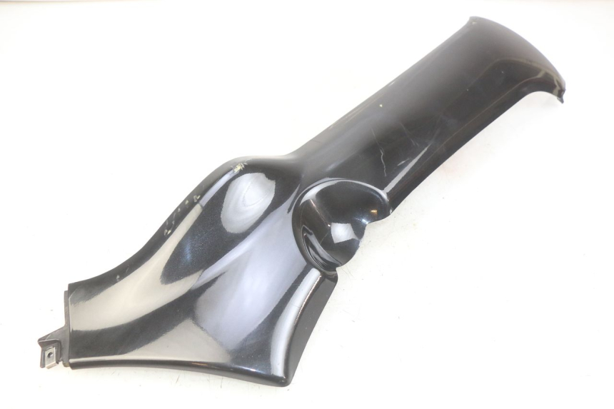 photo de RIGHT LOWER SIDE PANEL PIAGGIO XEVO - X EVO 125 (2007 - 2017) - Alternative perspective