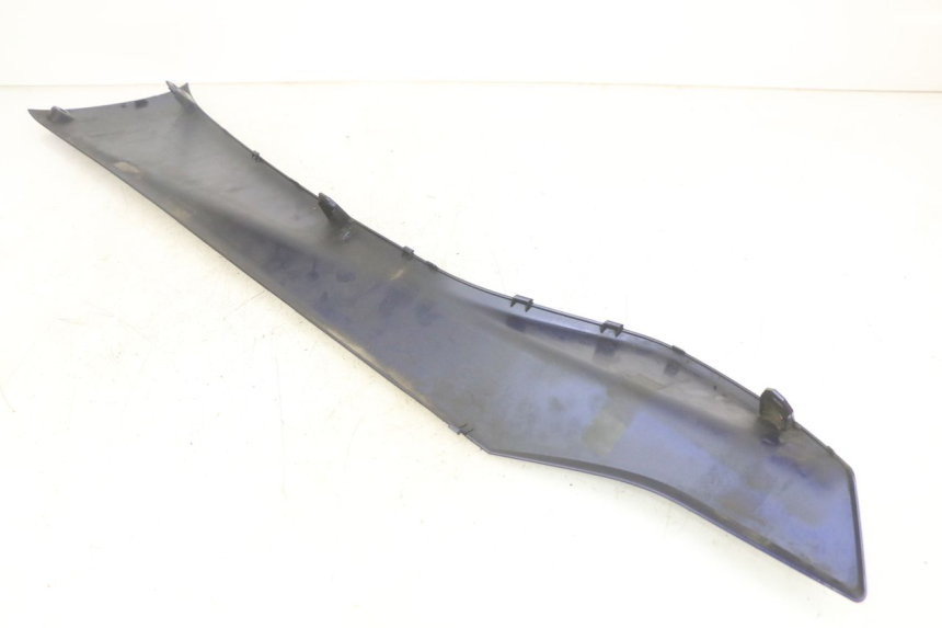 photo de RIGHT LOWER SIDE PANEL YAMAHA YP MAJESTY 400 (2004 - 2008) - Alternative perspective