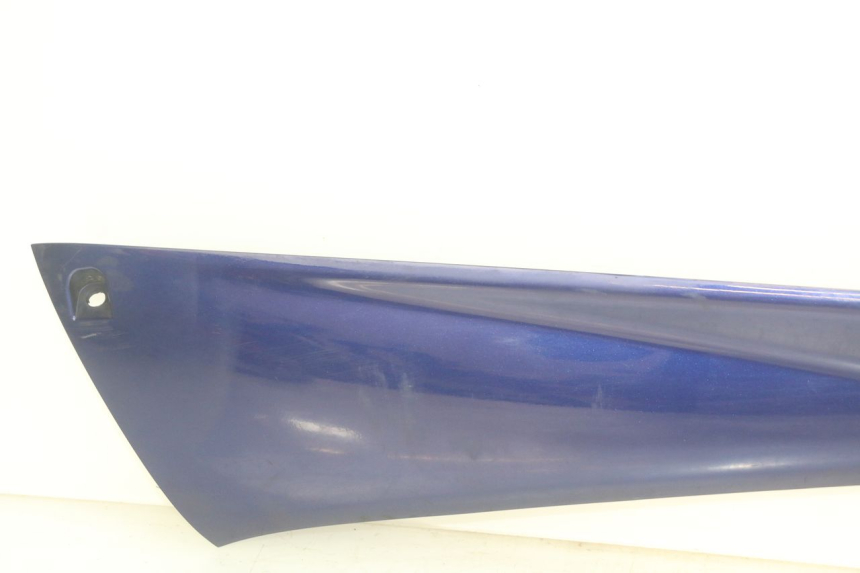 photo de RIGHT LOWER SIDE PANEL YAMAHA YP MAJESTY 400 (2004 - 2008) - Markings and original references