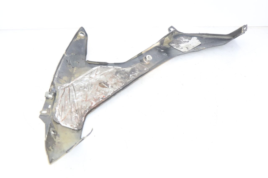 photo de RIGHT LOWER SIDE PANEL YAMAHA YZF R1 1000 (2007 - 2008) - Zoom on usage condition