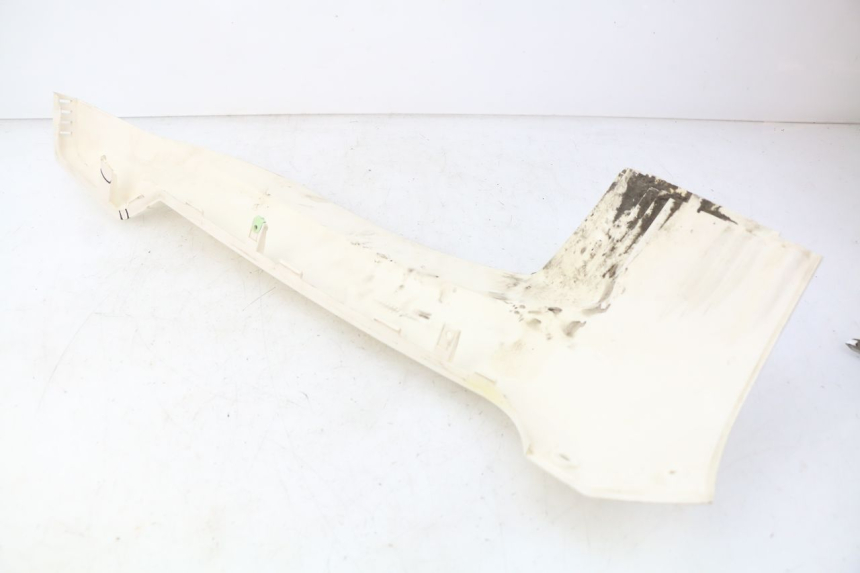 photo de LOWER PART OF THE BODY PEUGEOT E-VIVACITY 1 (2012 - 2018) - Zoom on usage condition