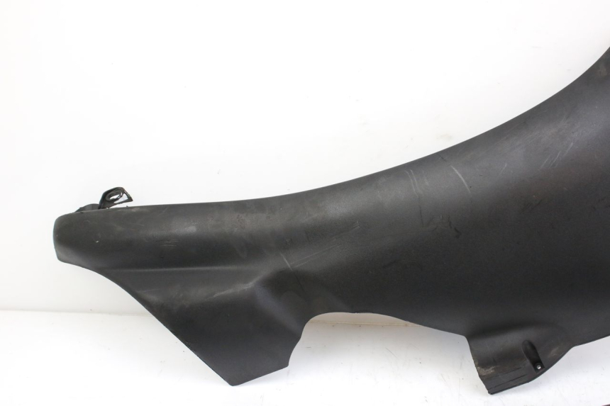 photo de BELLY PANEL PEUGEOT ELYSTAR 50 (2002 - 2014) - Distinctive features