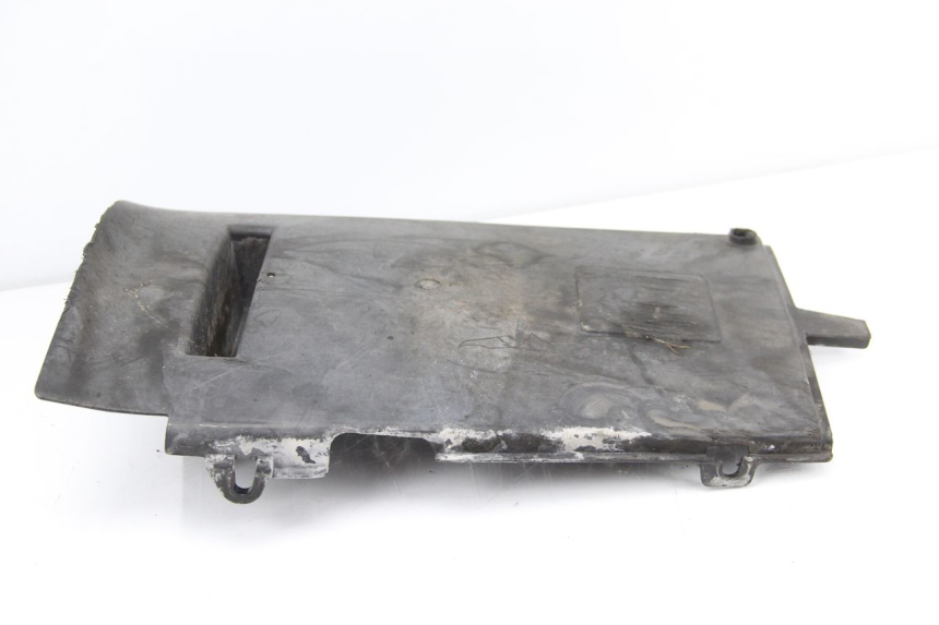 photo de LOWER PART OF THE BODY HONDA FES PANTHEON 125 (2003 - 2007) - Zoom on usage condition