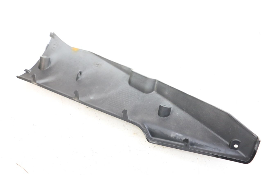 photo de Left side lower body panel DAELIM A-FOUR 2T 50 (2005 - 2012) - Component detail