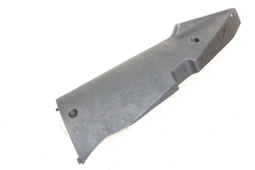 photo de Left side lower body panel DAELIM A-FOUR 2T 50 (2005 - 2012) - Technical close-up