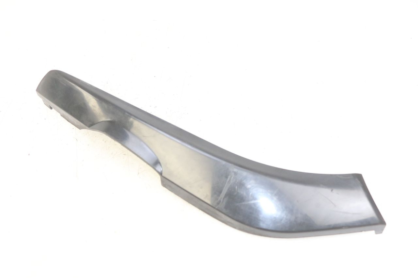 photo de LEFT LOWER FAIRING PIAGGIO BEVERLY 125 (2010 - 2015) - Main view