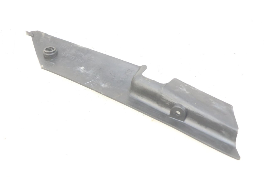 photo de LEFT LOWER FAIRING PGO BIG MAX 50 (2001 - 2009) - Component detail
