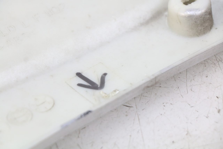 photo de LEFT LOWER FAIRING BAOTIAN BT 49 QT-9 50 (2006 - 2010) - Technical close-up