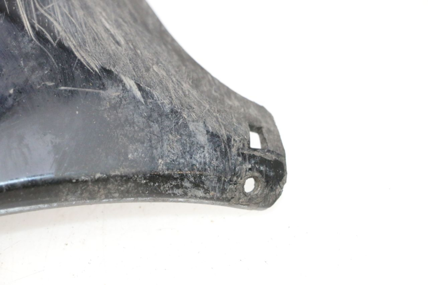 photo de LEFT BELLY PANEL SUZUKI BURGMAN EXECUTIVE ABS 650 (2006 - 2012) - High-resolution close-up