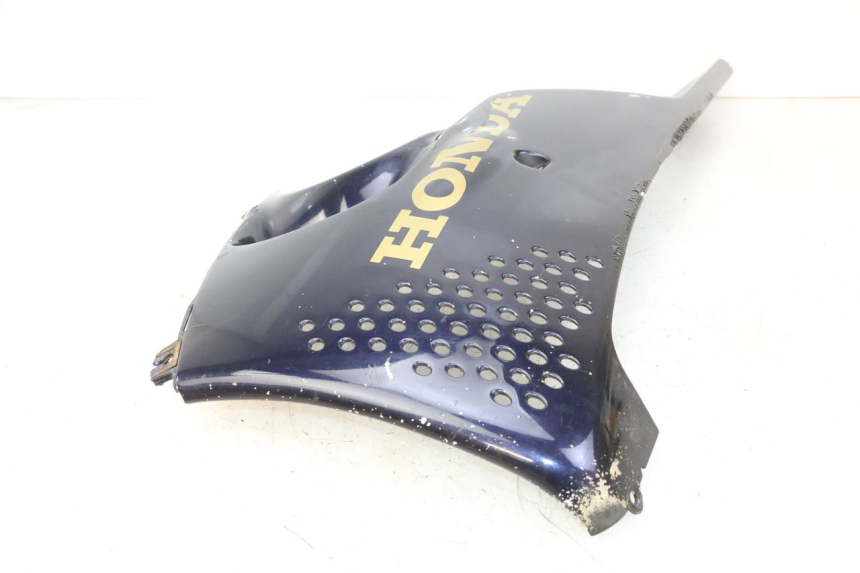 photo de LEFT BELLY PANEL HONDA CBR RR FIREBLADE 900 (1992 - 1994) - Distinctive features