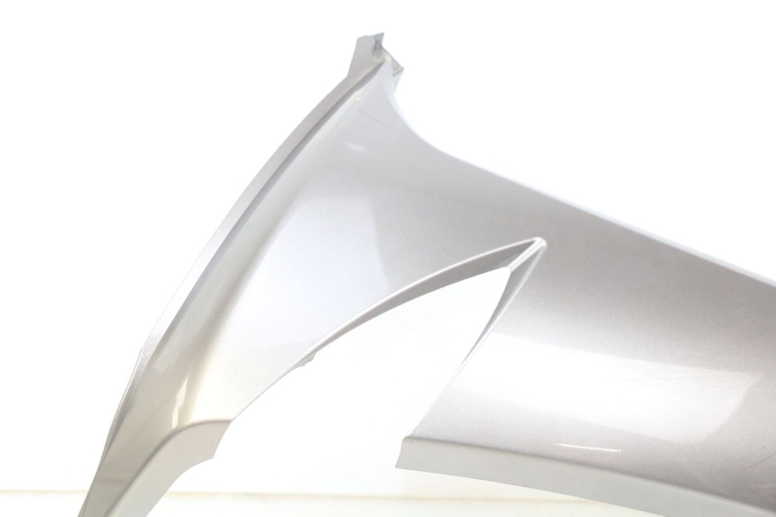 photo de LEFT LOWER FAIRING PEUGEOT CITYSTAR AIR 125 (2014 - 2017) - Fixing points details