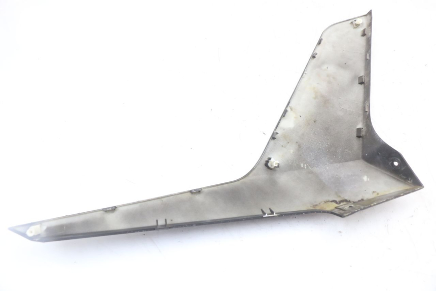 photo de LEFT BELLY PANEL LONGJIA EASY MAX 125 (2020 - 2024) - Zoom on usage condition