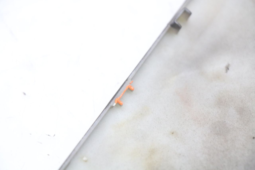 photo de LEFT BELLY PANEL LONGJIA EASY MAX 125 (2020 - 2024) - Surface and material condition