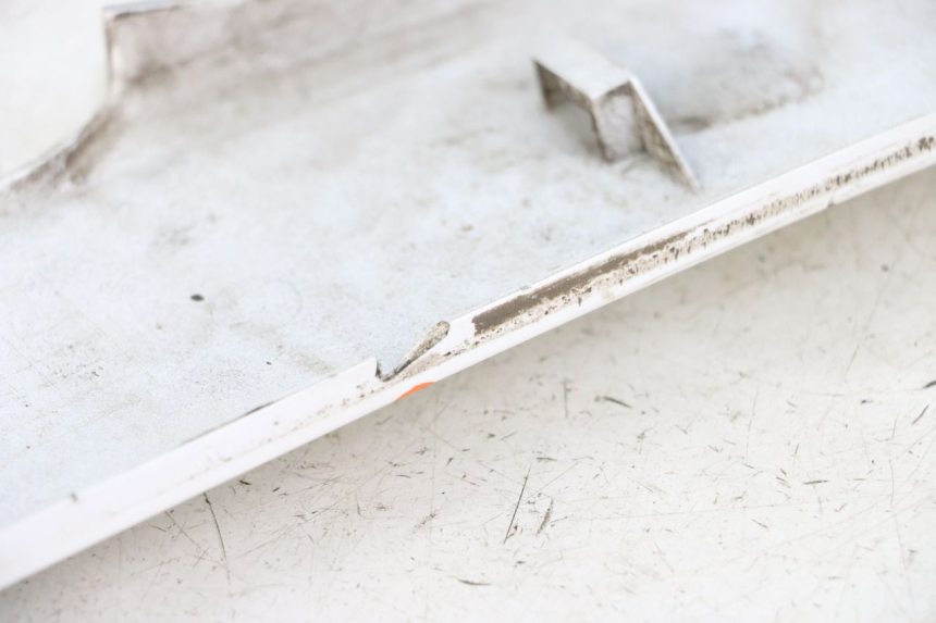 photo de LEFT BELLY PANEL SYM FIDDLE 3 III 50 (2014 - 2020) - Technical close-up