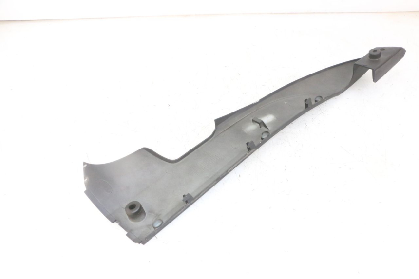 photo de LEFT BELLY PANEL SYM FIDDLE 3 III 50 (2014 - 2020) - Technical close-up