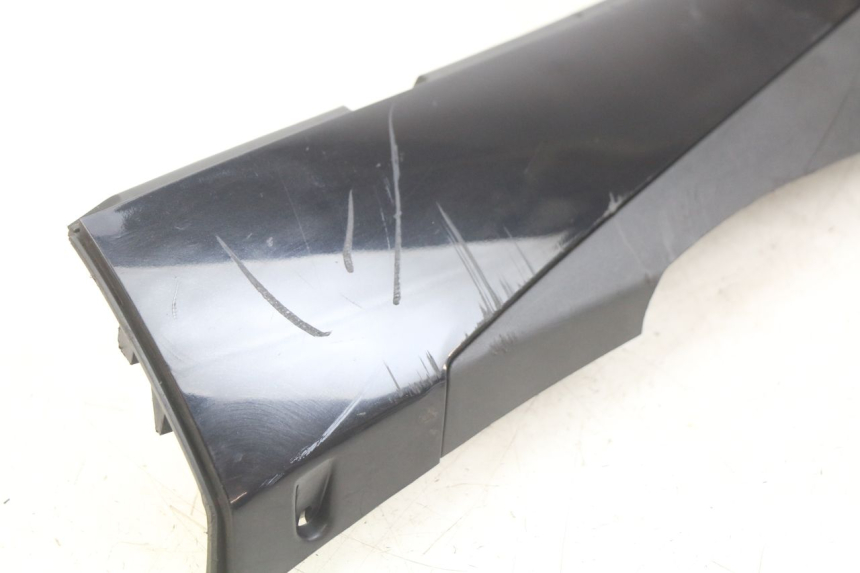 photo de LEFT LOWER FAIRING PIAGGIO FLY 4T 50 (2013 - 2017) - Checked used part