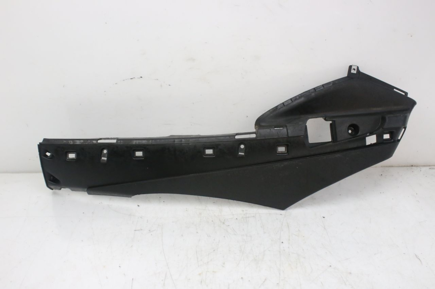 photo de LEFT LOWER FAIRING PIAGGIO FLY 4T 50 (2013 - 2017) - Main view