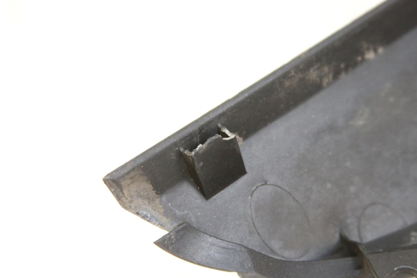 photo de LEFT BELLY PANEL HONDA FORZA 125 (2015 - 2016) - Component detail