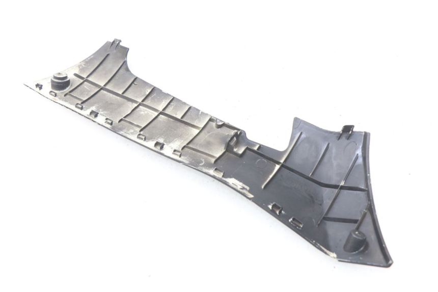 photo de LEFT LOWER FAIRING PEUGEOT KISBEE 4T 50 (2018 - 2022) - Component detail