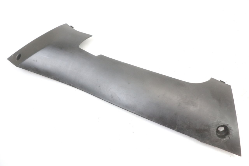 photo de LEFT LOWER FAIRING PEUGEOT KISBEE 4T 50 (2010 - 2017) - Main view