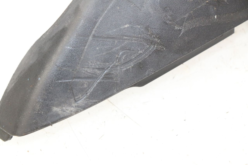photo de LEFT LOWER FAIRING PIAGGIO LIBERTY IGET 4T 50 (2015 - 2020) - Surface and material condition