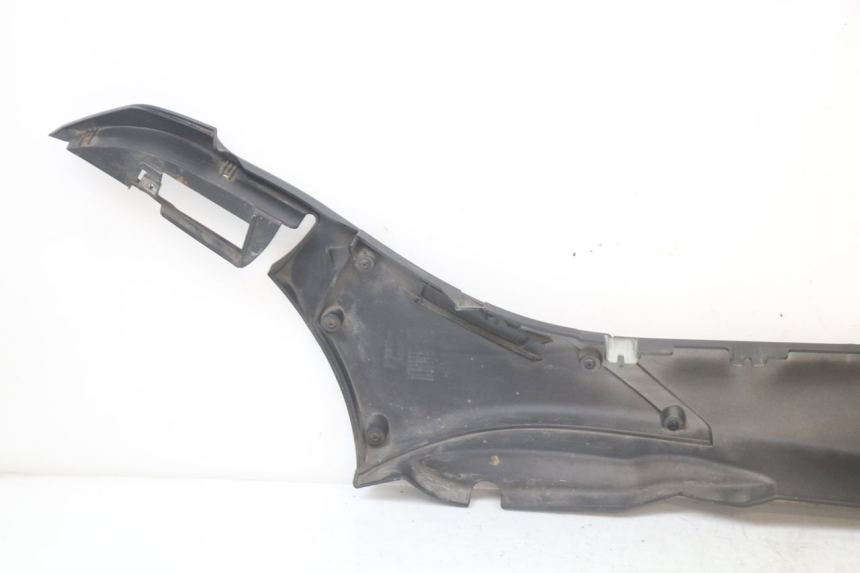 photo de LEFT BELLY PANEL PIAGGIO MP3 HPE 350 (2018 - 2020) - Surface and material condition