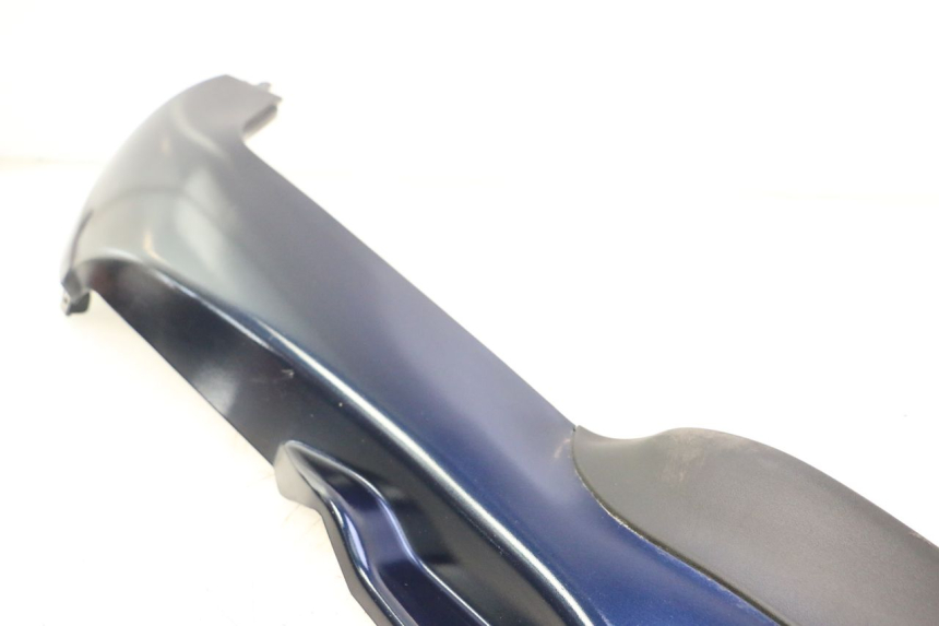 photo de LEFT BELLY PANEL PIAGGIO MP3 LT 400 (2007 - 2012) - Distinctive features