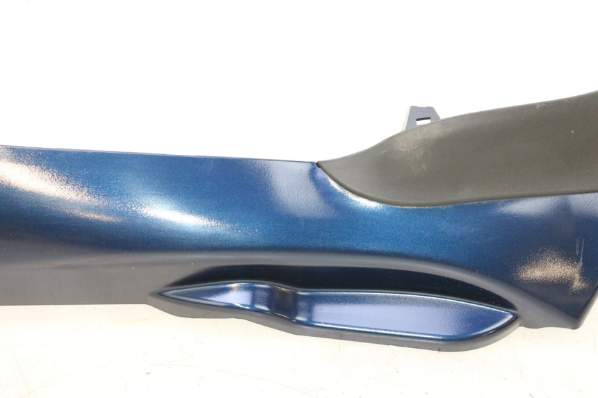 photo de LEFT BELLY PANEL PIAGGIO MP3 LT 400 (2007 - 2012) - Detailed visual inspection