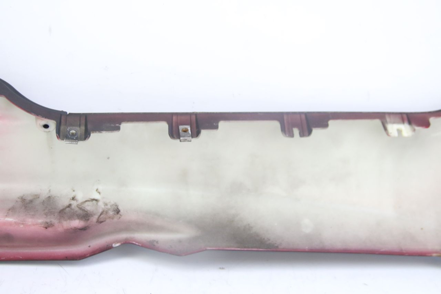 photo de LEFT LOWER FAIRING PIAGGIO MP3 125 (2006 - 2014) - Surface and material condition